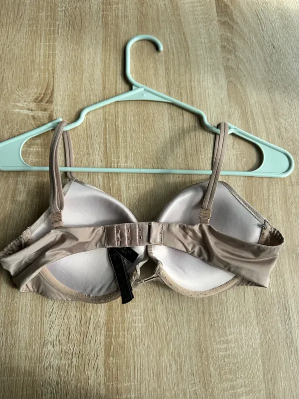 Victoria's Secret Light Nude Padded T-Shirt Bra - Image 2