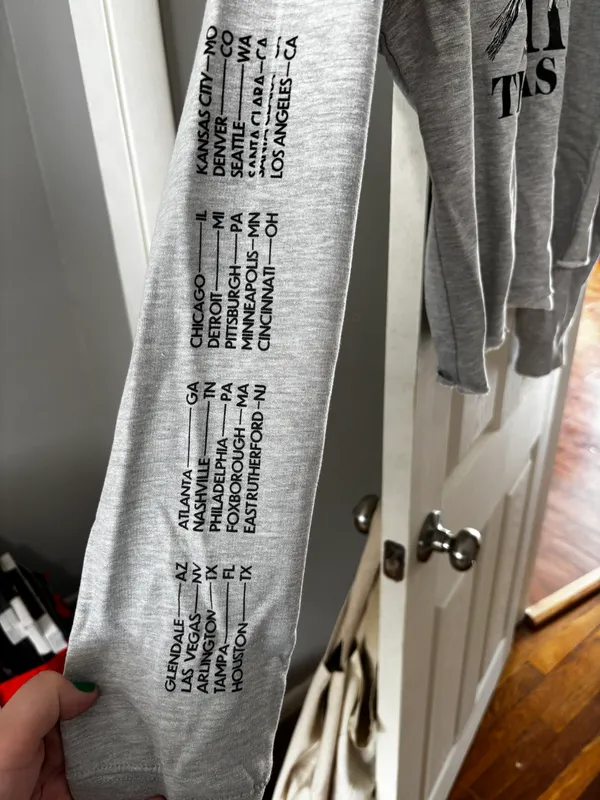 Crewneck - Image 4