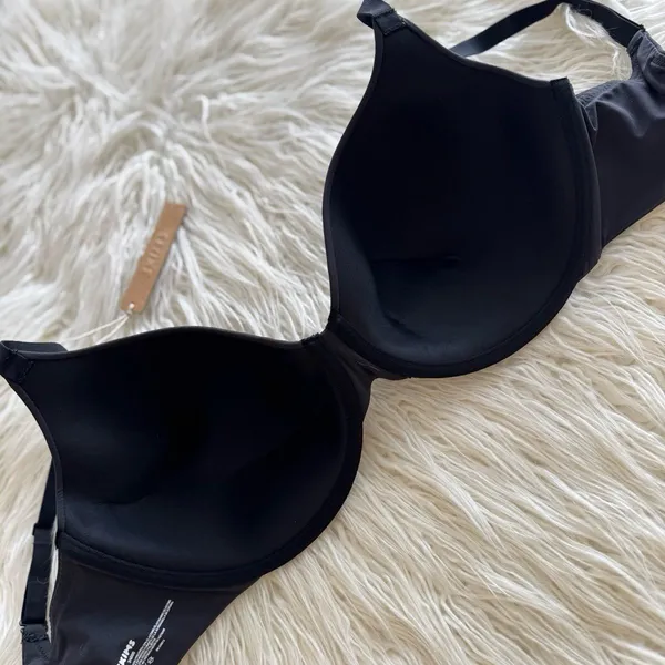 Skims Fits Everybody T-shirt Bra Onyx Size 34DDD - Image 6