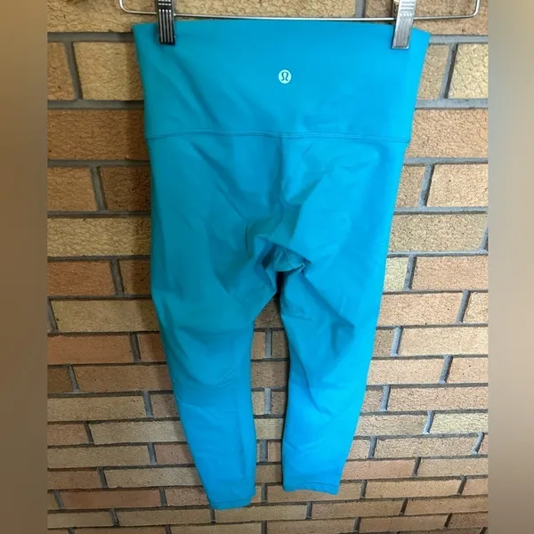 Lululemon Teal/Blue Athletic Leggings 25” Inseam Size 6 - Image 2
