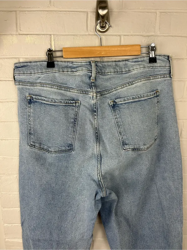 Old Navy Sky-Hi Wide Leg Extra High Rise Jeans Size 16 - Image 9