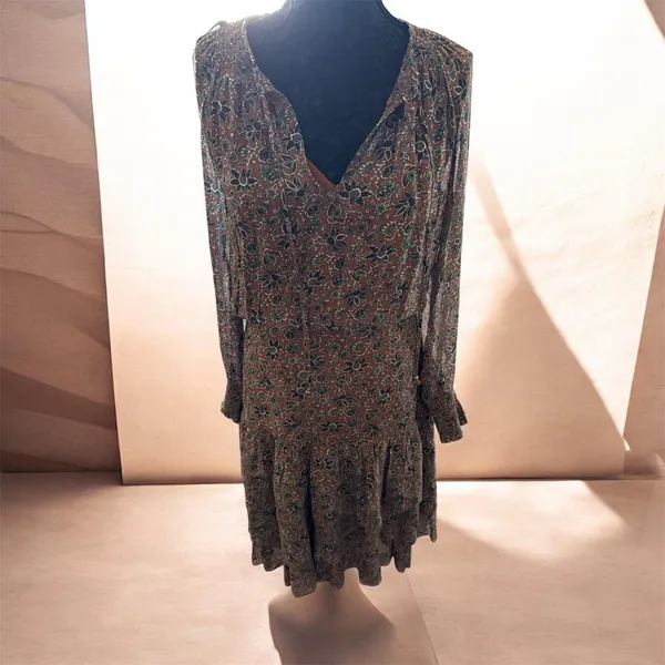 Excellent condition Veronica Beard, long sleeve dress size 8 - Image 4