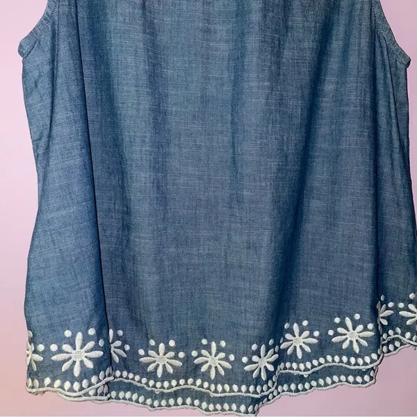 J Crew M Blouse Chambray Ruffle Collar Embroidered Sleeveless - Image 2