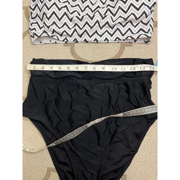 Cupshe Chevron Halter Bandeau & Multi Way Tummy Control Midkini Set, size large - Image 8