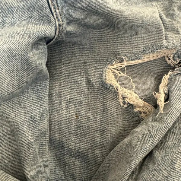 American Eagle jeans - Image 3