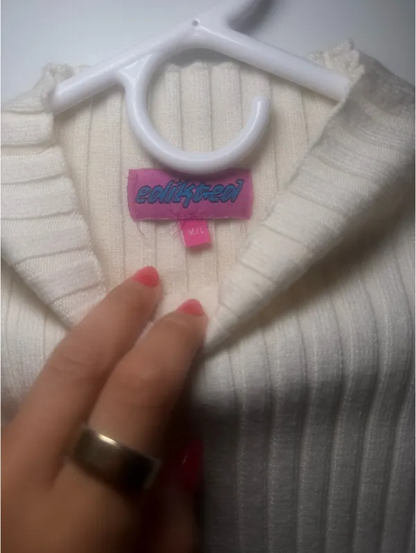 Edikted long sleeve crop top - Image 3