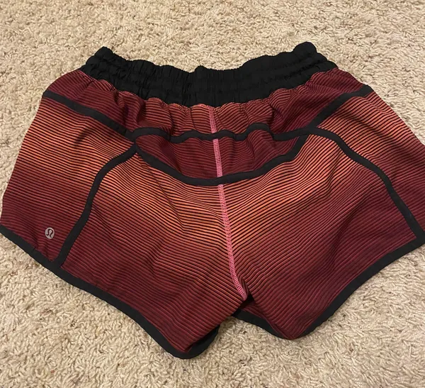 Lululemon Hotty Hot Shorts 4” - Image 2