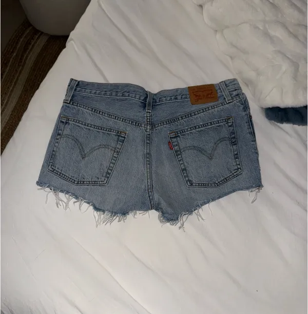 Levi’s 501 Denim Shorts - Image 2