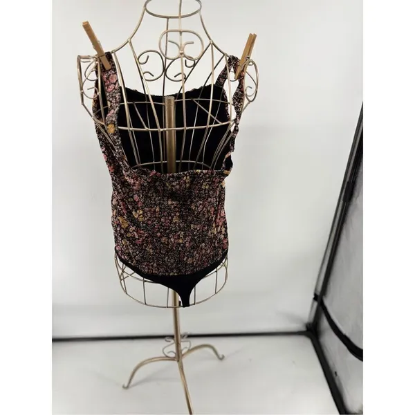 Abercrombie & Fitch Floral Smocked Bodysuit Size Large - Image 13