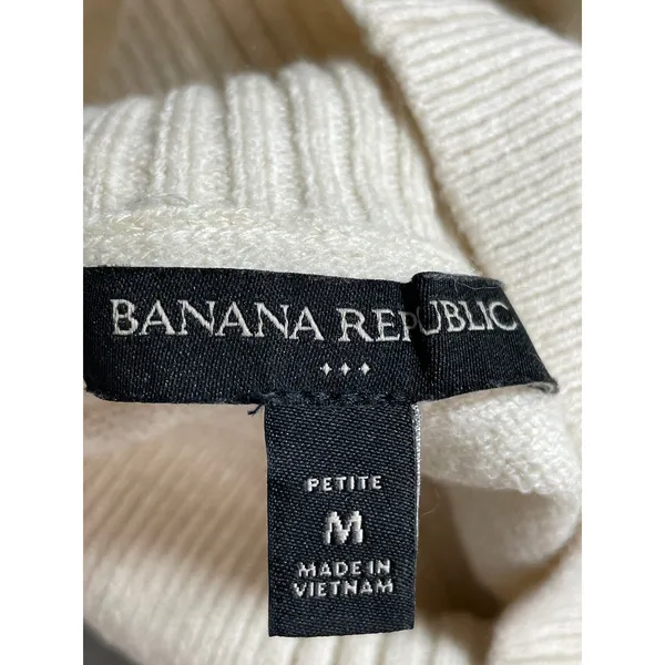 Banana Republic Women's Beige Long Sleeve Turtleneck Knit Sweater Top Size M - Image 5
