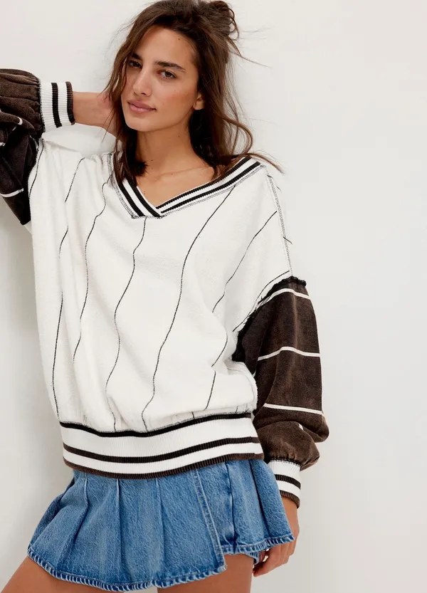 Free People We The Free Time Out Pullover Ivory Brown Oversized Sweatshirt Size L NWT - Image 5