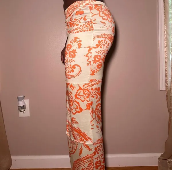 Pretty Little Thing Orange Paisley Print Maxi Skirt - Image 3