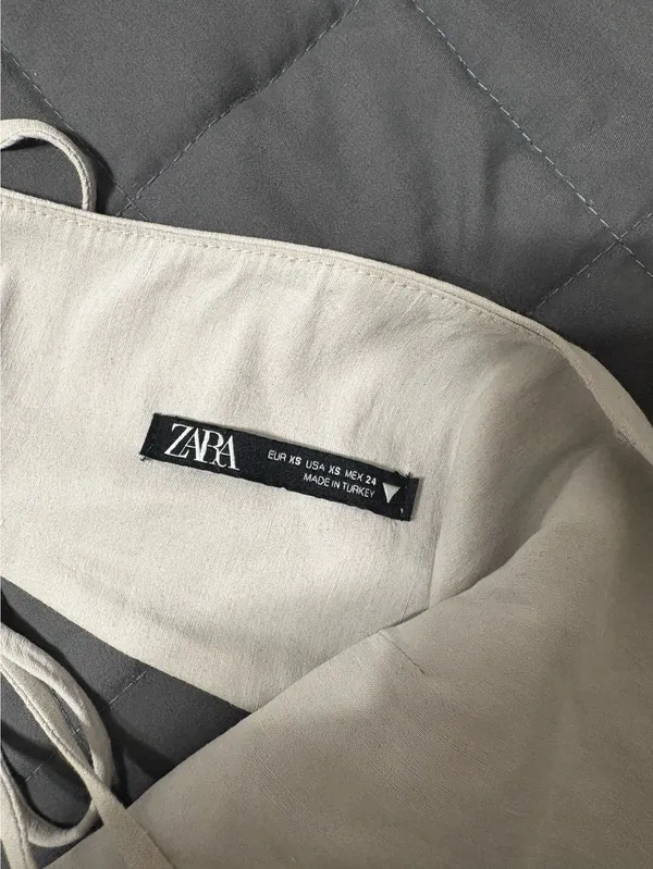 Zara high neck crop top - Image 2