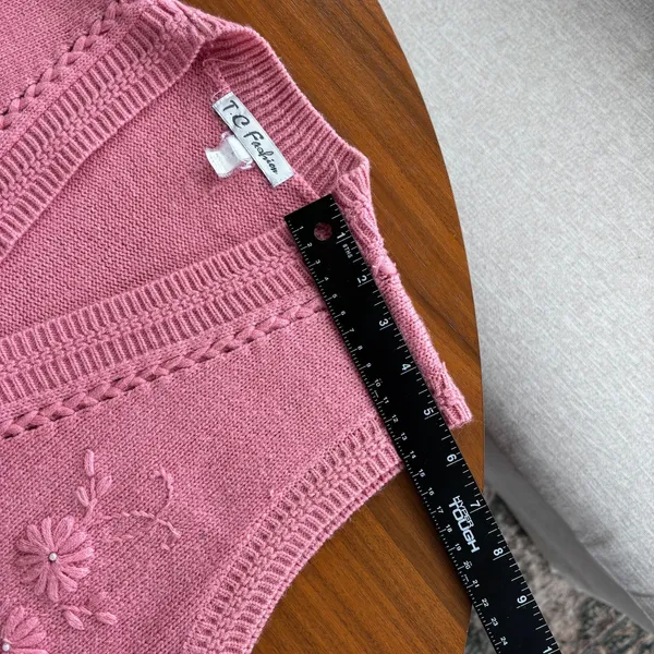 90s Vintage TC Fashion Pink Sweater Vest L Floral Embroidered Knit Coquette - Image 8