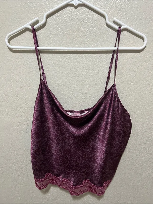 Victoria’s Secret Satin Pajama Set Purple Leopard Print Lace Trim Size Medium - Image 2
