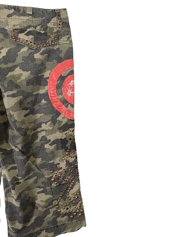 Vintage True Rebel Y2k Low Rise Embellished Cargo Shorts Size Large - Image 9