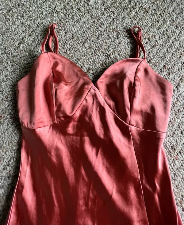 Showpo Mini Pink Dress - Image 3