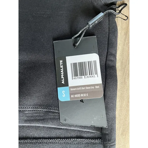 Alphalete Woman’s ELMTS Short SLEEVE Crop Size Small, Black - Image 6