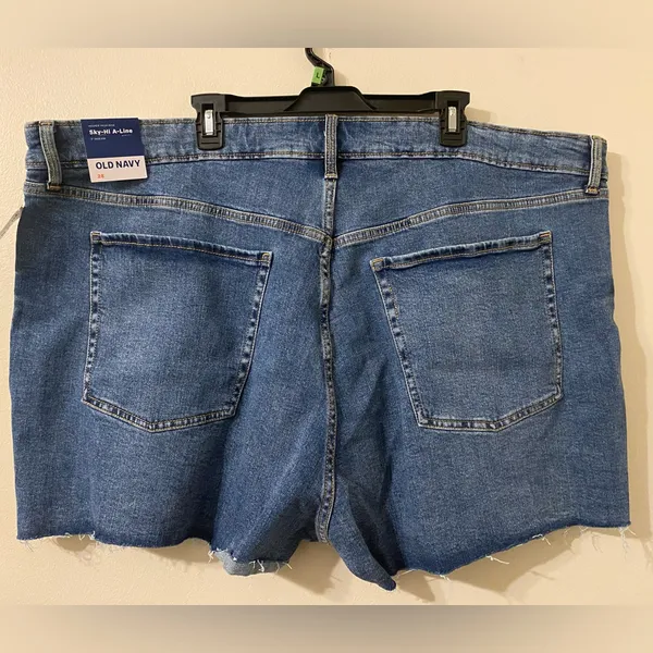 New NWT Old Navy Sky-Hi A-Line Denim Jean Shorts‎ Size 28 $35 Retail - Image 2