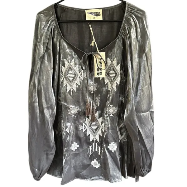 NWT Savanna Jane Embroidered Aztec Top Silver Size 2X - Image 2