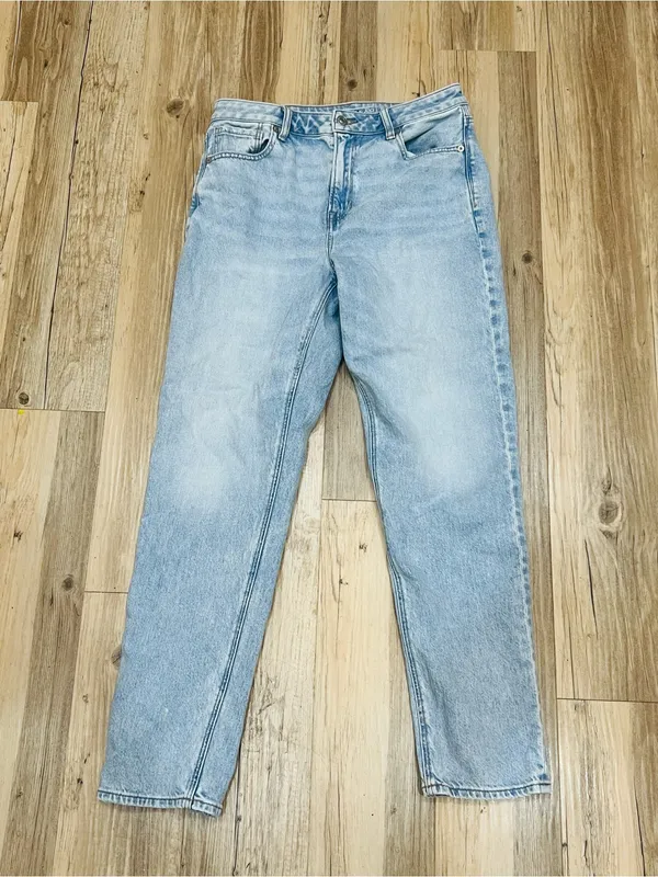 American Eagle Outfitters mom Jean High-Rise Ankle Jeans Sz 8 - Image 2