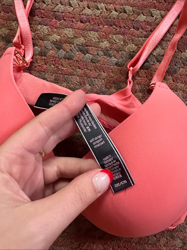 Victoria's Secret Coral Pink UPLIFT PLUNGE Padded Bra - Image 4