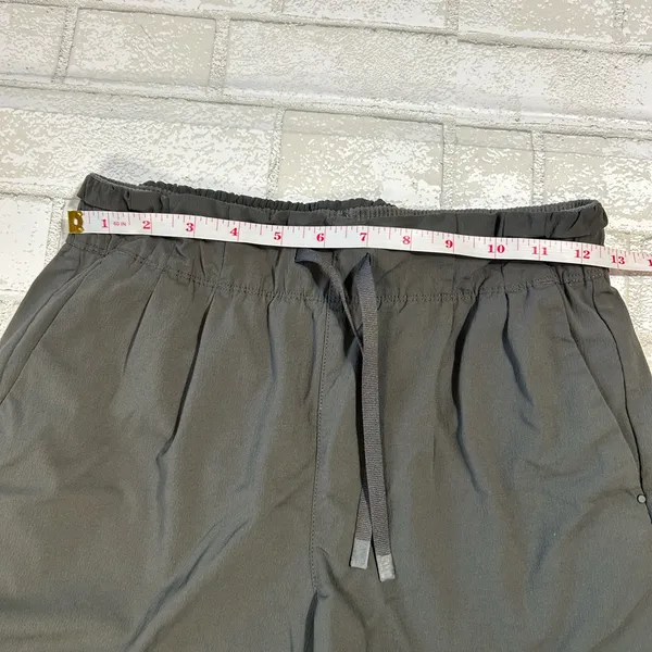 REI Woman’s Black Shorts Size XS - Image 6