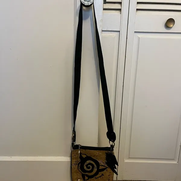 Betsyville crossbody bag Gold - Image 4