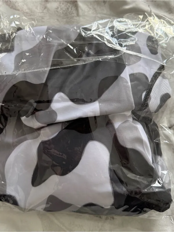 NWT Camouflage or leopard Sports Bra & Bike Shorts Set - Black/Grey, size M XL - Image 13