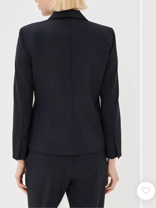 Classic Staple Blazer Theory $495 workwear summer designer formal event - Image 4