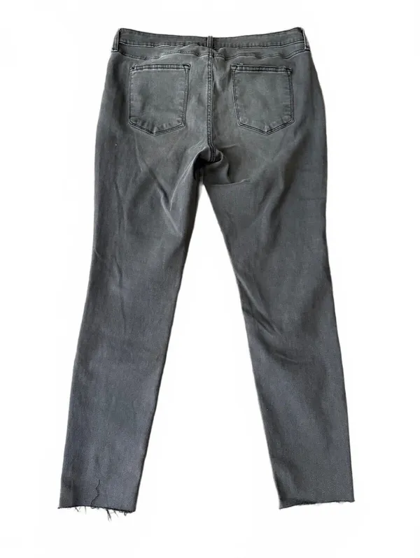 Sonoma The Everyday Jean Women's Size 14 Skinny Mid-Rise Cutoff Streetwear Urban - Image 3