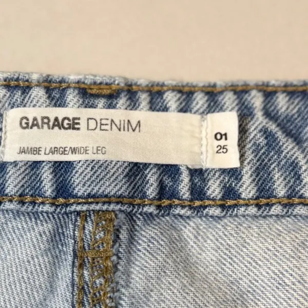 Garage High Waisted Wide Leg Distressed Denim Jeans Light Wash‎ Blue Size 25" - Image 11