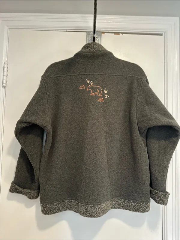 VTG 80s LL Bean full-zip embroidered Moose Bear Tree fleece Polartec jacket. - Image 2