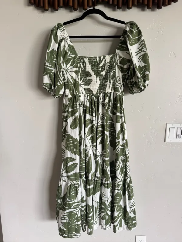 Abercrombie & Fitch Emerson green tropica Midi Dress size medium NWT - Image 9