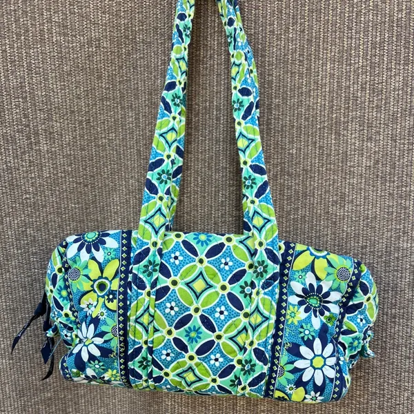 Vintage Vera Bradley Duffle TRAVELER Bag Flower Daisys Blue Green Bag - Image 2