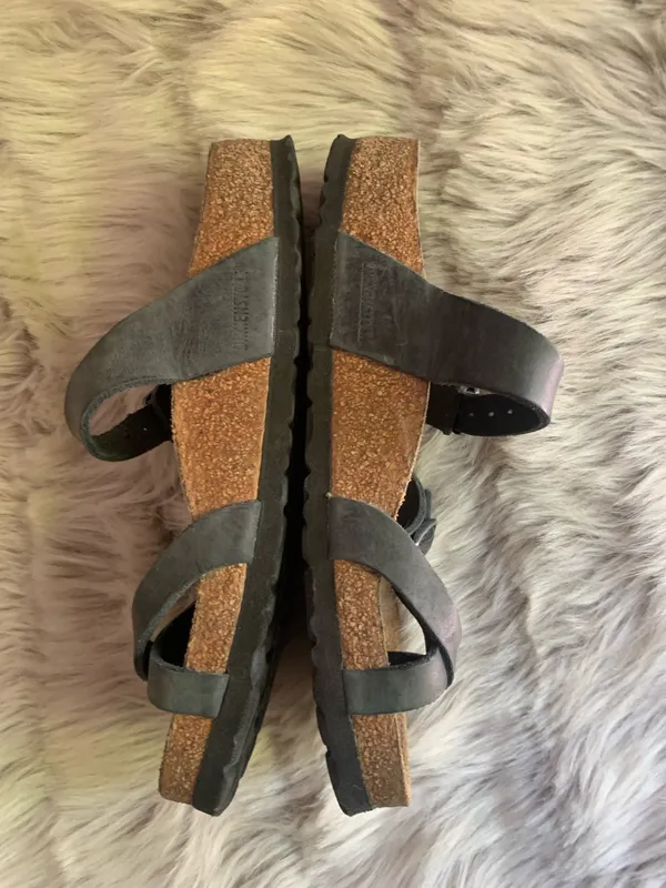 Birkenstock Mayari Size 38 - Image 3