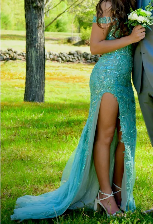 Portia and Scarlett Prom Dress - Image 2