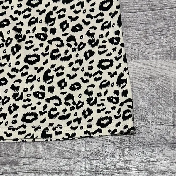 Leopard Print Short Sleeve Crop T Shirt Womens M Runs Small Khaki Black Tee - Image 2