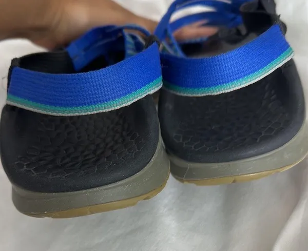 Chacos updraft ZX2 Tampa  waterproof multi strap toe loop sandals - Image 3