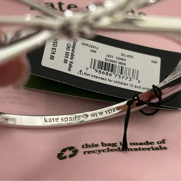 kate spade Silver Bow Bangle NWT - Image 5