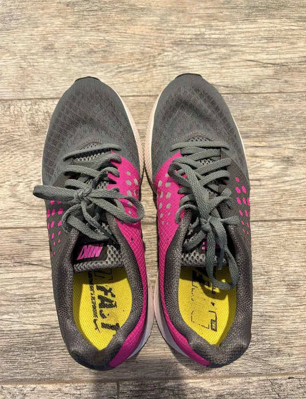 Nike Zoom Running Shoes - Image 4
