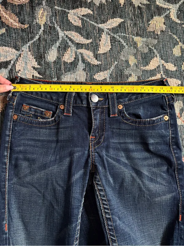 True Religion Women's Stella Dark Wash Low Rise Bootcut Jeans Size 29 - Image 4