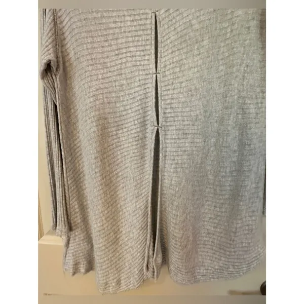 We The Free Grey Mock Neck Sweater Womens Small - Image 8