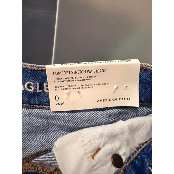 BNWT American Eagle shorts sz 0 - Image 3