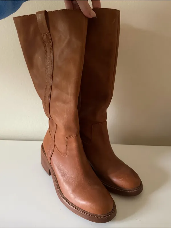Dolce Vita Illora Boot Tan Size 6 - Image 2
