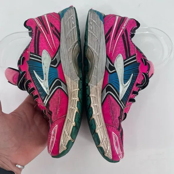 Women’s pink Brooks Adrenaline GTS14 size 7.5‎ - Image 5