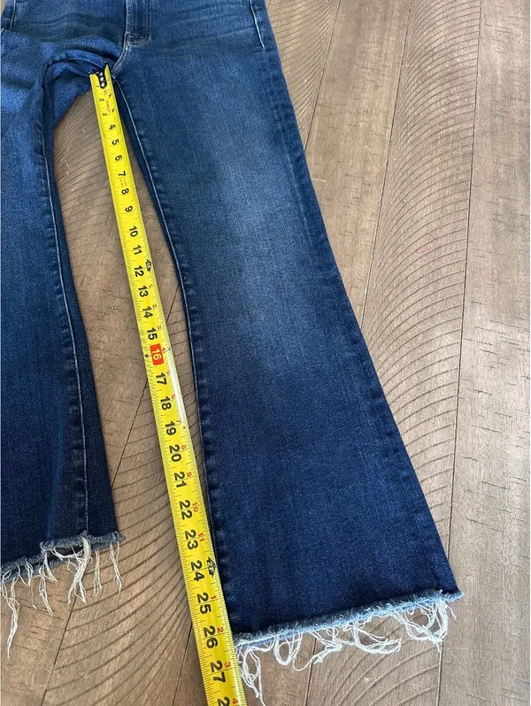 MOTHER The Hustler Ankle Fray Kick Flare Jeans in Home Movies Wash Women’s 27 - Image 16