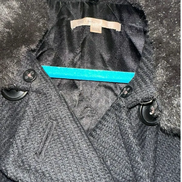 Gap‎ Wool Blend Black Peacoat Faux Fur Collar Small Quilted Lined Coat - Image 4