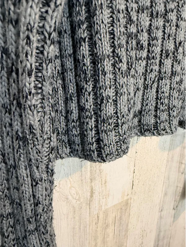 Urban Outfitters Women’s M/M Gray Chunky Knit Cropped Cowl Neck Sweater - Image 7