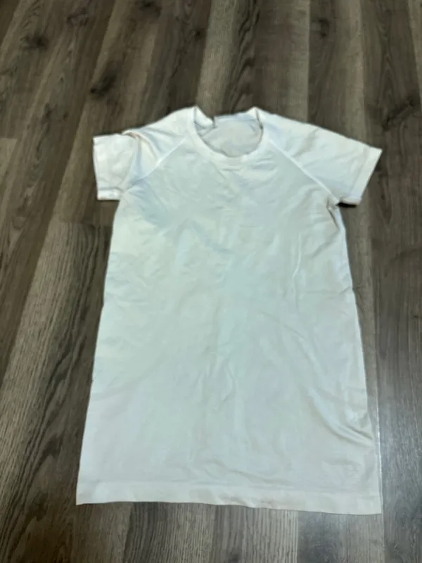 Lululemon White Swiftly Tech Short Sleeve - Image 3